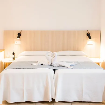 Sagitario Petit ホテル シウタデリャ